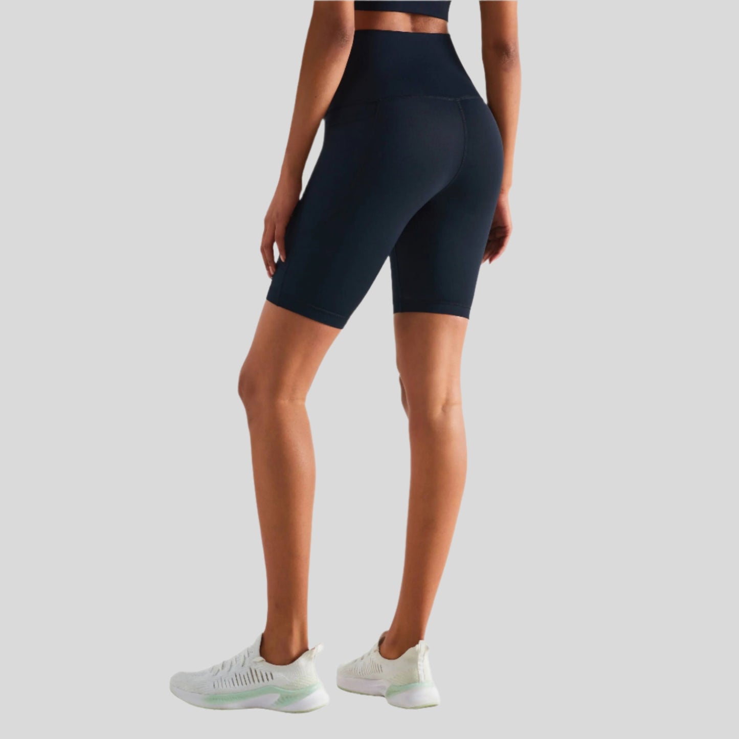 Faye Seamless High-Waist Biker Shorts with Side Pocket - Emoni Fit