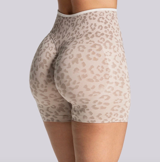Seamless Sculpt Scrunch Shorts
