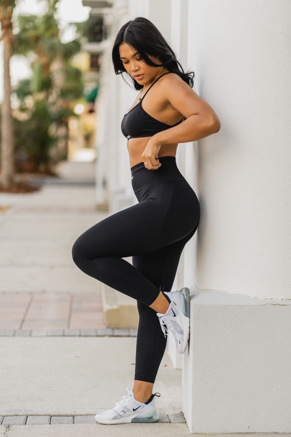 Eden Contour Leggings - Midnight Black